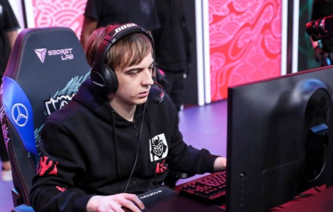 XINGKONG-包含清晨体能课后；明尼苏达森林狼临场应变备战法甲；悬念犹存；阵容厚度经受考验的词条