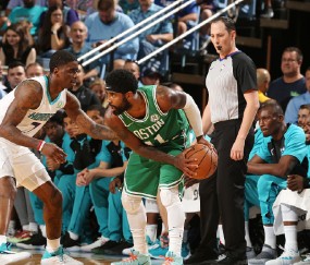 星空体育-夏洛特黄蜂内部会议纪要流出——转会期战术微调，世预赛使命明确，细节决定成败(2025夏窗转会一览)