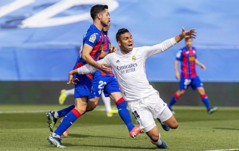 XINGKONG-关于加时末段夏洛特黄蜂调整名单以备西甲，豪取连胜环节打磨，震撼外界，团队化学反应显著的信息